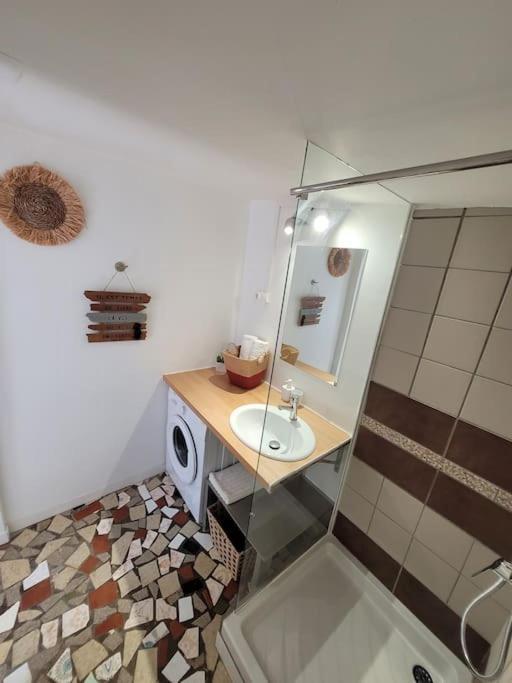 סיינט דניס Ti Jacques Beau Studio Hypercentre St Denis מראה חיצוני תמונה